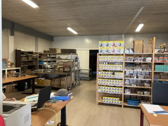 Afbeelding van de werkplek 'Alexis Leerhulpmiddelen.nl - Logistiek Medewerker'.